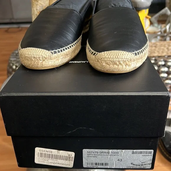 Saint Laurent shoes - Picture 4 of 5